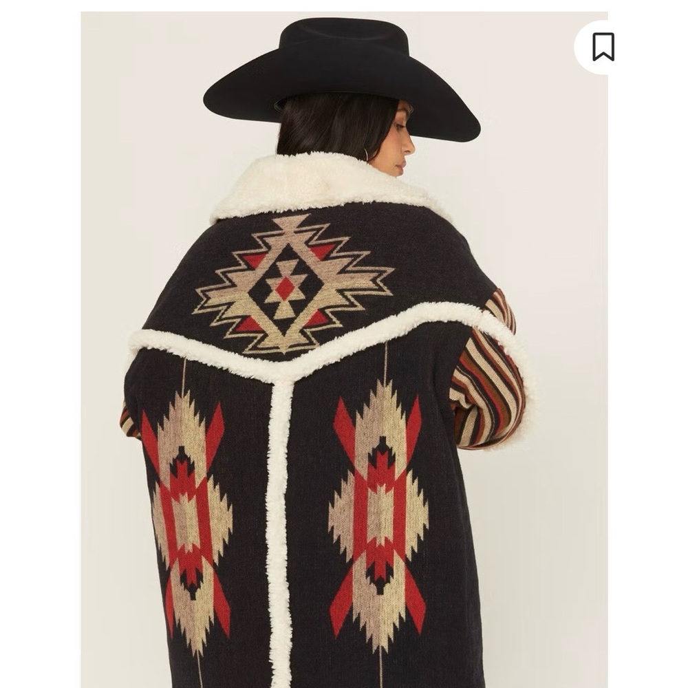 Cozy Western Sherpa-Trim Coat - Cream & Black - Picture 2 of 6